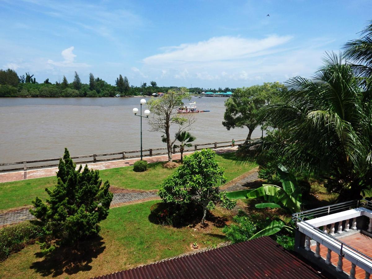 The Tara River Krabi town Buitenkant foto