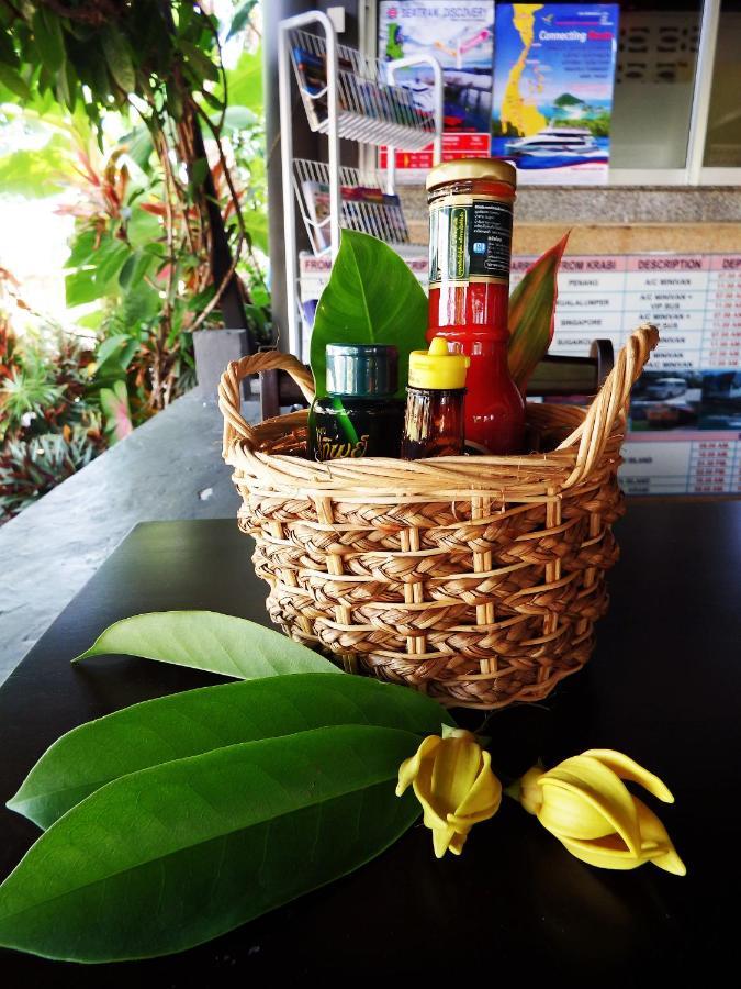 The Tara River Krabi town Buitenkant foto